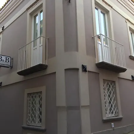 Cerasarella Nocleg ze śniadaniem 4*