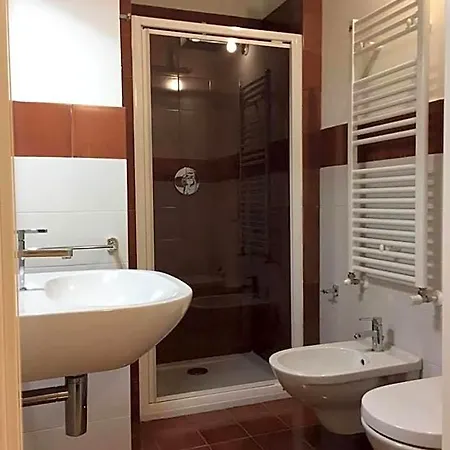 Alojamento de Acomodação e Pequeno-almoço Cerasarella 4*